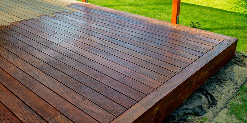 Deck Repair and Staining Services