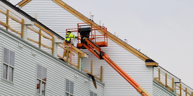 Vinyl and Hardie Plank Siding Installation